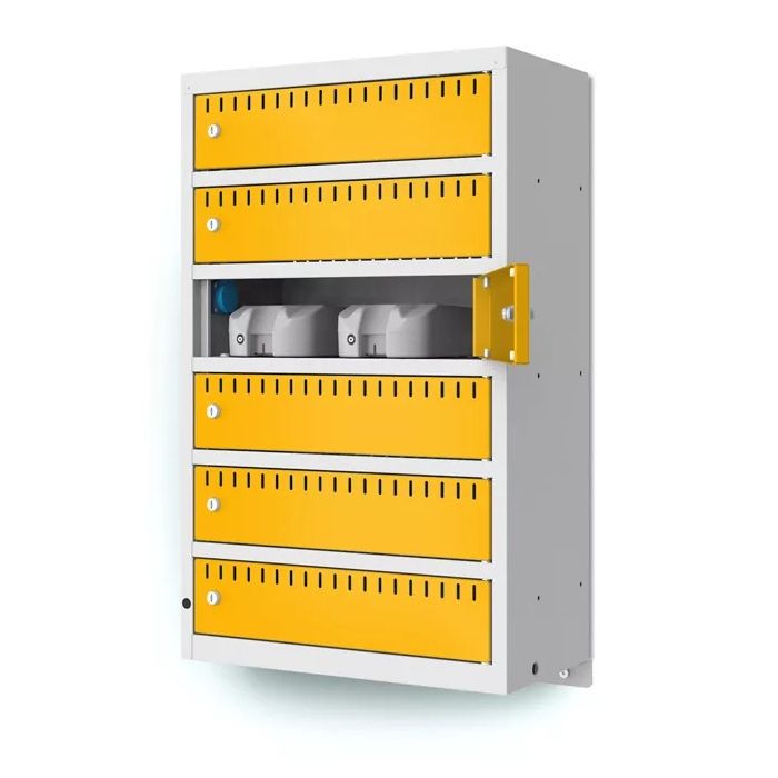 Zijaanzicht van de Lockeel wand laadlocker met 6 compartimenten, met een geopend compartiment en zichtbare laadstations.