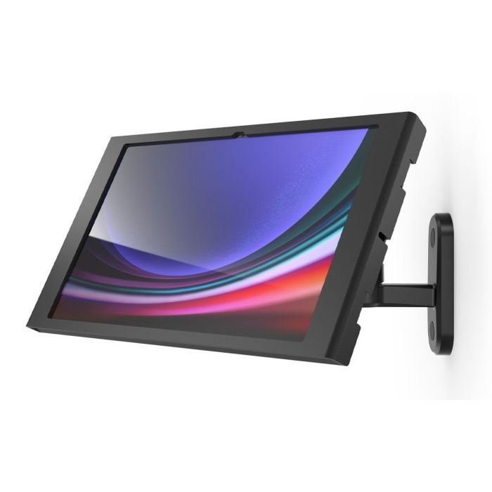 Zijaanzicht van de Compulocks Swing Apex wandhouder voor Samsung Galaxy Tab S11 Ultra, gemonteerd aan de muur.