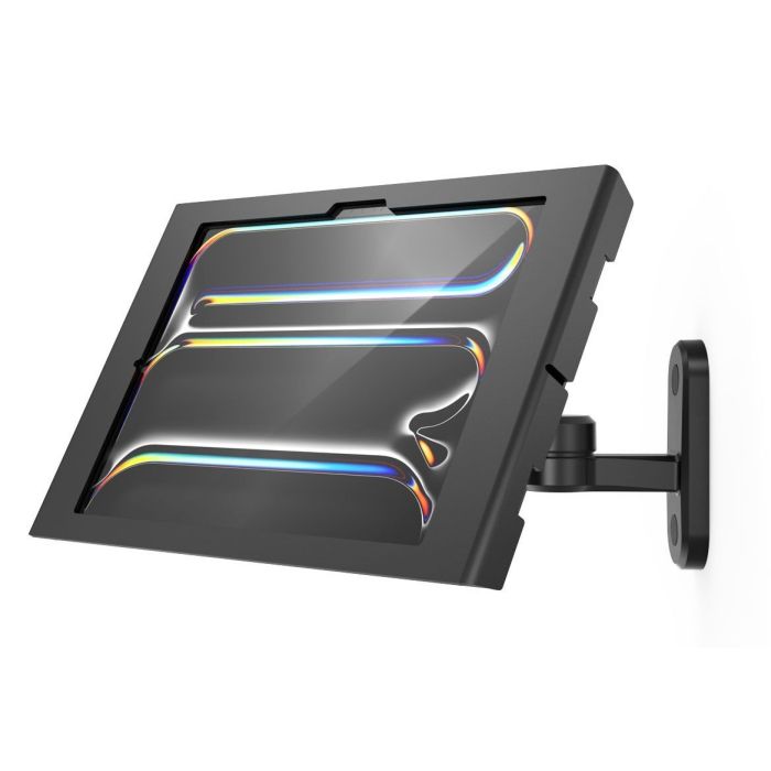 Zijaanzicht van de Compulocks Swing Apex wandhouder voor iPad Pro 13 inch, gemonteerd aan de muur met een schuin perspectief.