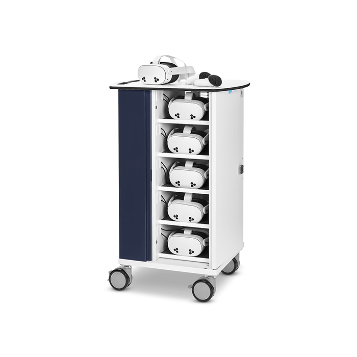 Zijaanzicht van de Zioxi VR headset oplaadkar met zes VR headsets in de laadcompartimenten en een open deur.