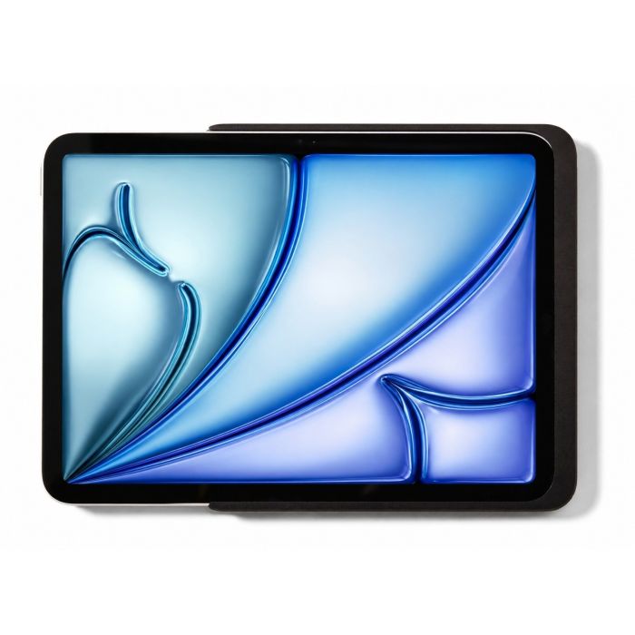 Zijaanzicht van de Displine Dame Wall Home 2.0 wandhouder met een iPad Air 11 inch, zwart gemonteerd aan de muur.