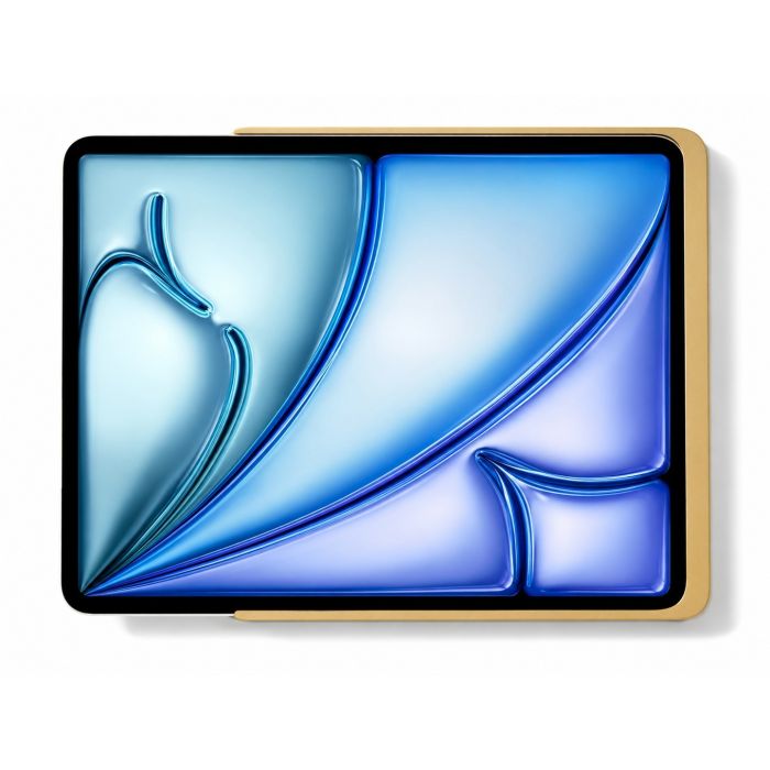 Detailweergave van de Displine Dame Wall Home 2.0 wandhouder met een iPad Air 13 inch, zichtbaar in een gouden afwerking.