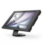 Zijaanzicht van de Compulocks Core Apex tafelhouder voor iPad Air, met een moderne zwarte afwerking en een stevige basis.