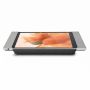 Zijaanzicht van de Smart Things sDock Fix tafelstandaard met Samsung Galaxy Tab S9, in gebruik met een heldere weergave.