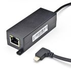 Detailweergave van de Smart Things sCharge PoE splitter met Lightning kabel, zichtbaar zijn de poorten en de kabelverbinding.