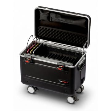 Open PARAT MicroCase TC15 met zichtbare oplaadcompartimenten voor 15 tablets en kabelbeheer.