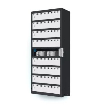 Zijaanzicht van de Lockeel wand laadlocker met 9 compartimenten, met een open compartiment en zichtbare laadpoorten.