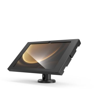 Zijaanzicht van de Compulocks Rise tafelhouder voor Samsung Galaxy Tab S10+, met een elegante zwarte afwerking.