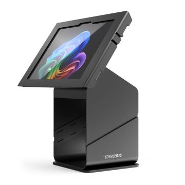 Zijaanzicht van de zwarte Compulocks tabletprinter kiosk met een Microsoft Surface Pro 11 in gebruik.