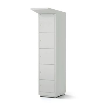 Zijaanzicht van de Lockeel fietsaccu laadlocker met vier compartimenten en een sleutelslot, gesloten en klaar voor gebruik.