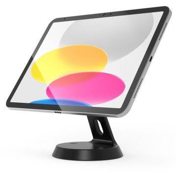 Zijaanzicht van de Compulocks GlideTab tafelstandaard in zwart, met een tablet in gebruik op een moderne achtergrond.